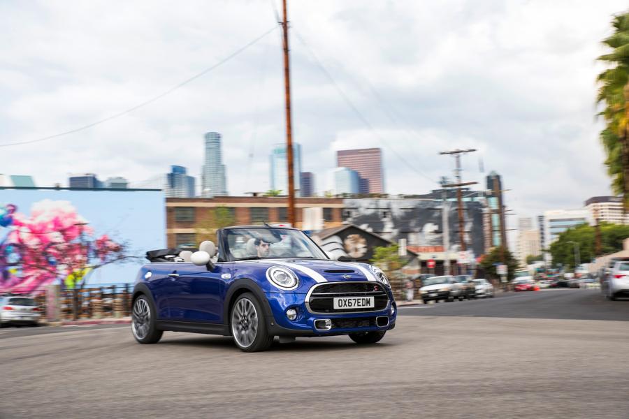  Mini Cooper S Cabrio (F57) 2018 года  (WW) (фото 121 из 222)